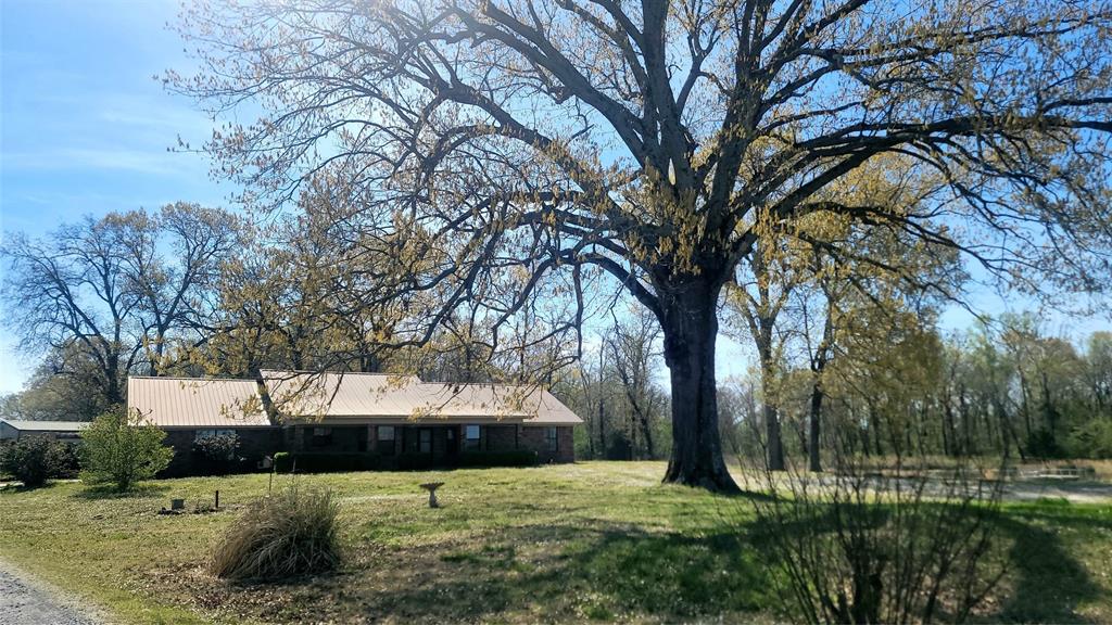 3411 County Road 3110 Property Photo 3