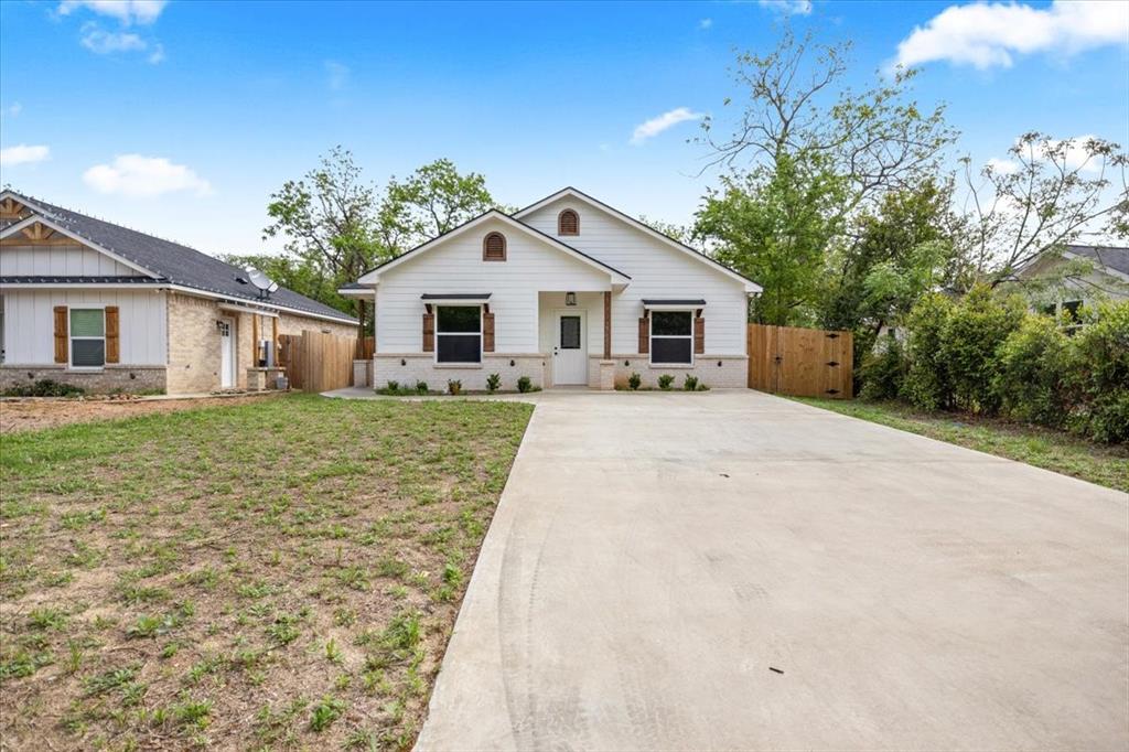 906 S Turner Avenue Property Photo 1