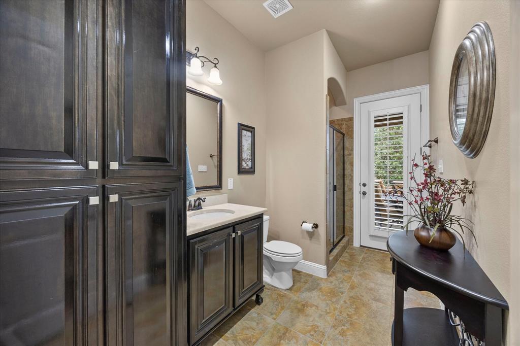 233 Mockingbird Lane Property Photo 19