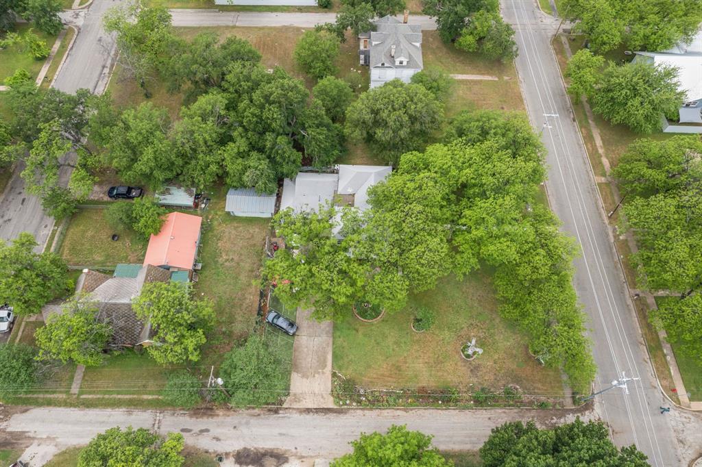203 W Commerce St Property Photo 35