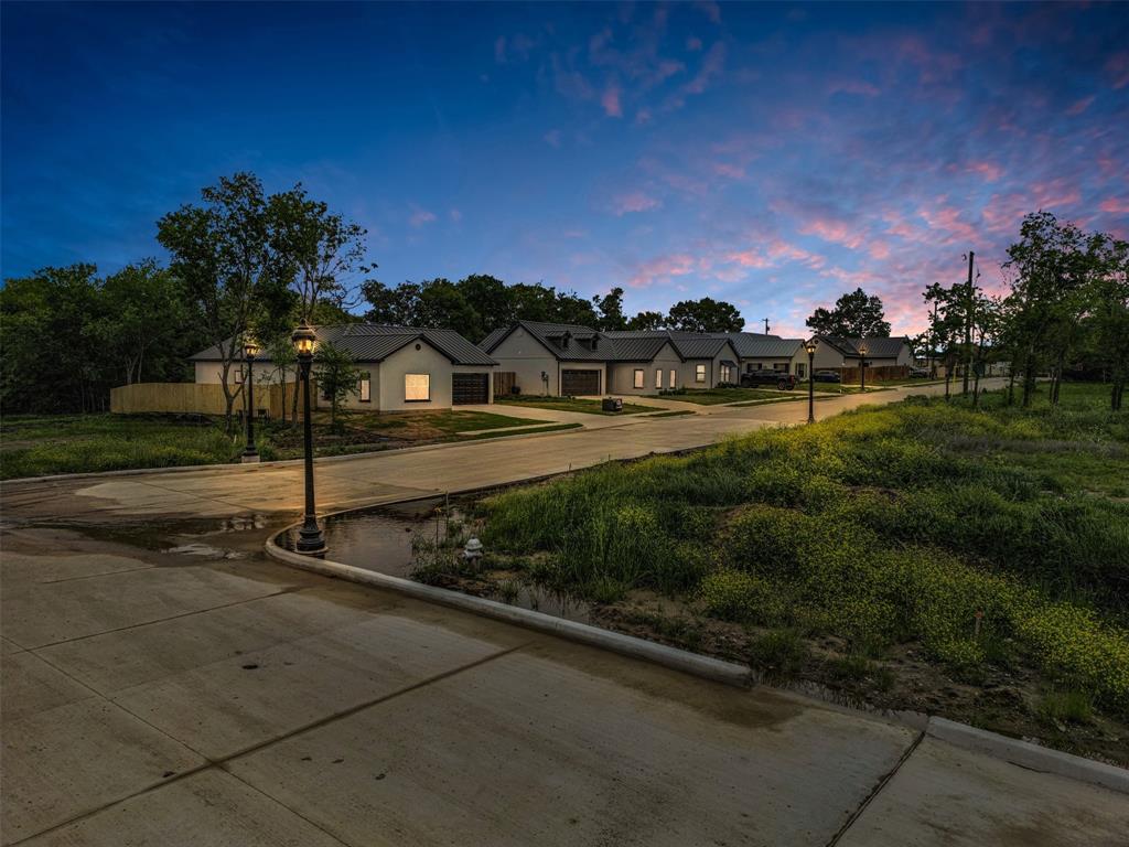 409 N Dallas Property Photo