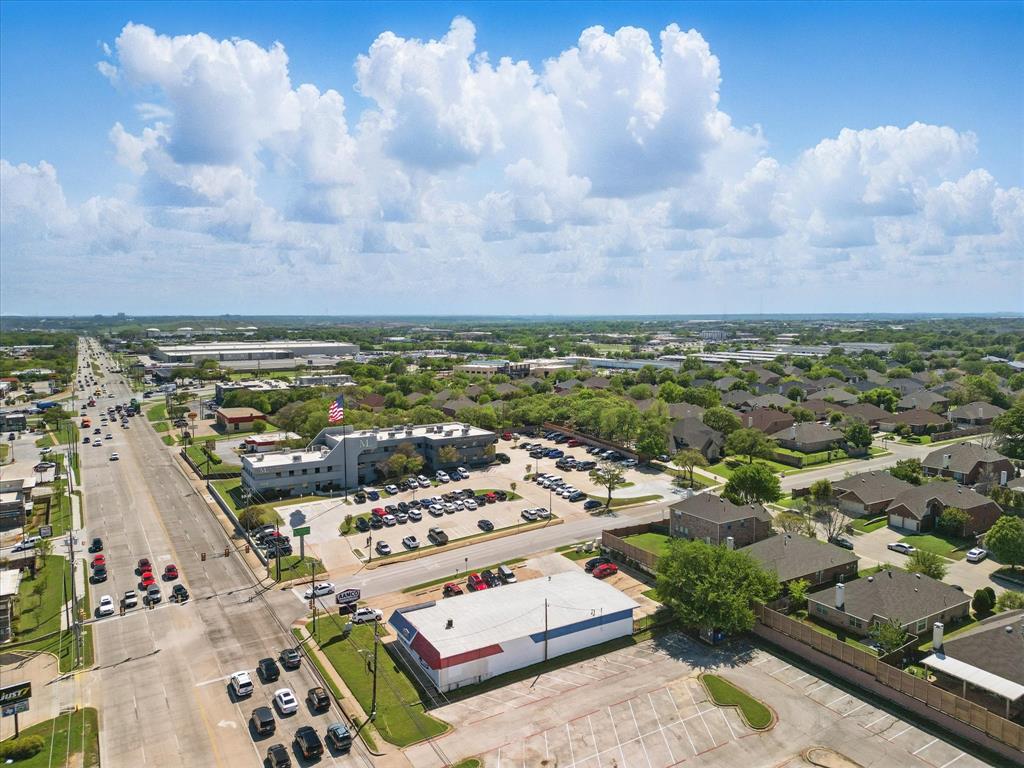 318 S Industrial Boulevard Property Photo 2