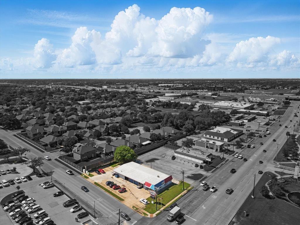 318 S Industrial Boulevard Property Photo 3