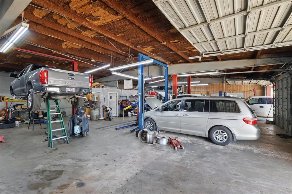 318 S Industrial Boulevard Property Photo 6