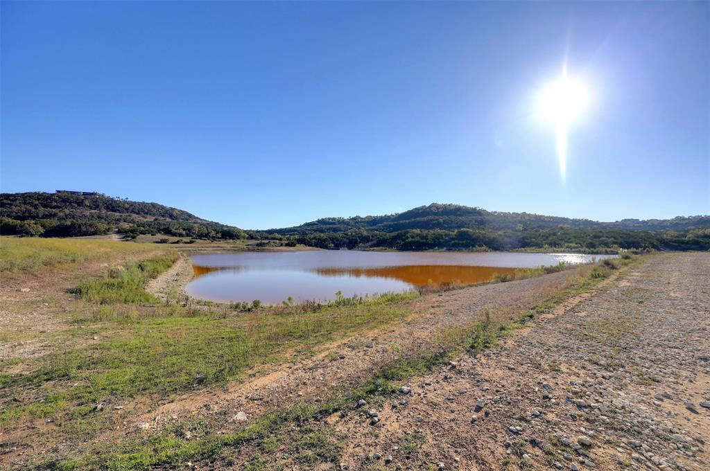 109 Oryx Cove Property Photo 6
