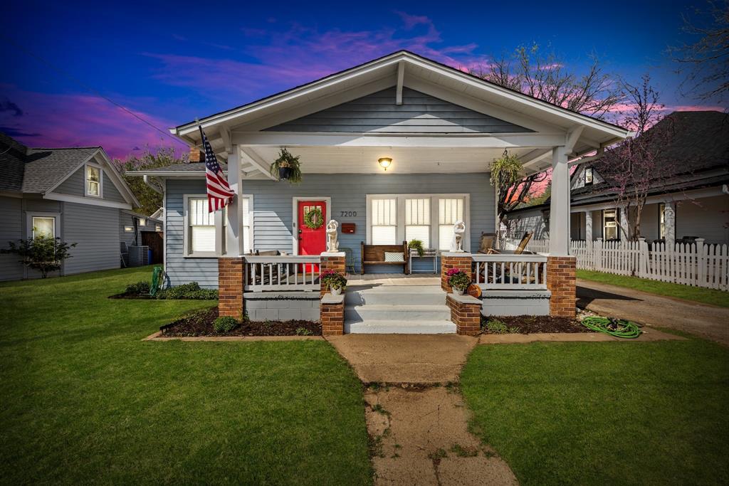 7200 Oak Street Property Photo 1