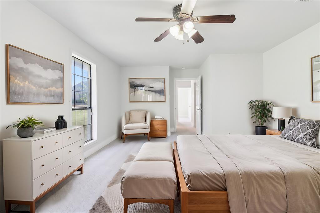 306 Shady Oak Road Property Photo 4