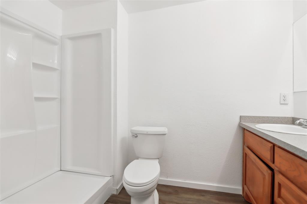 306 Shady Oak Road Property Photo 12