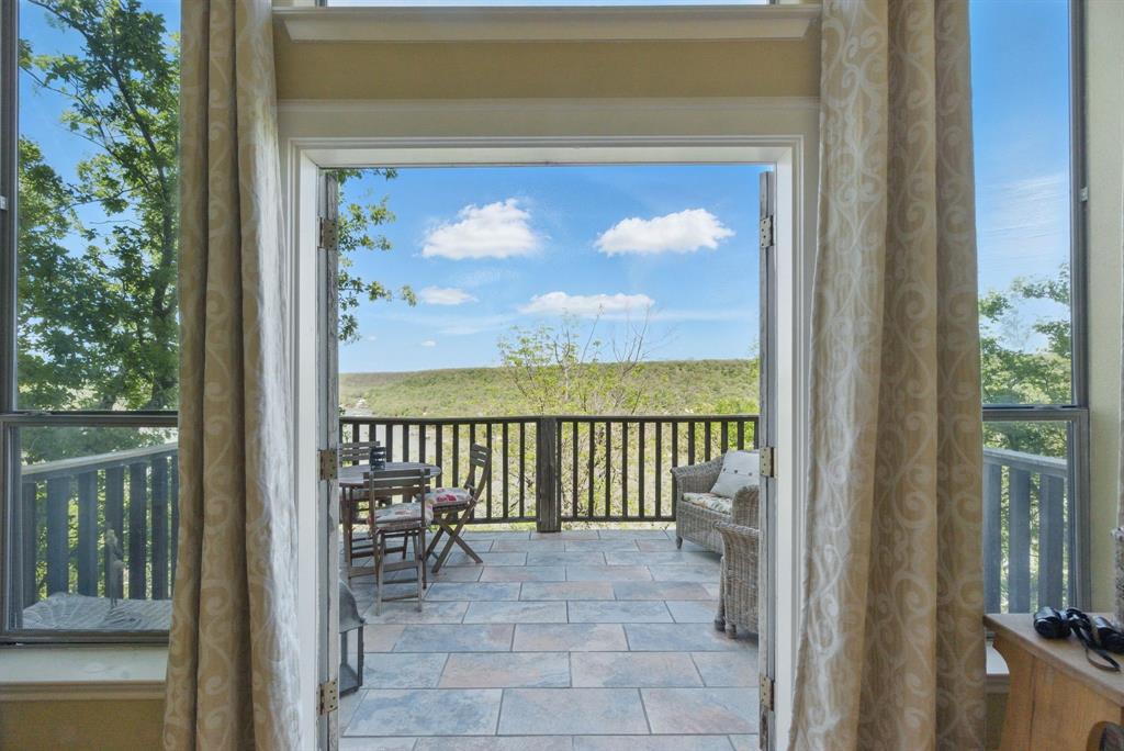 2775 S Lakeview Drive Property Photo