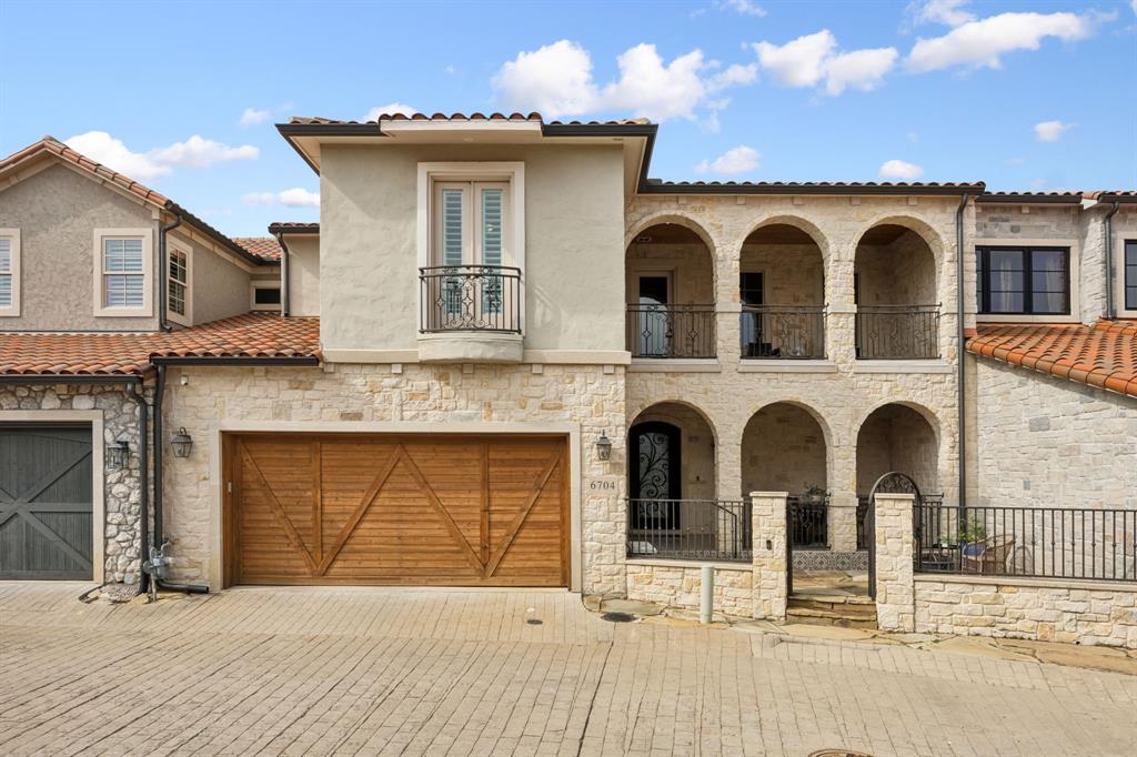 6704 Istina Drive Property Photo 1