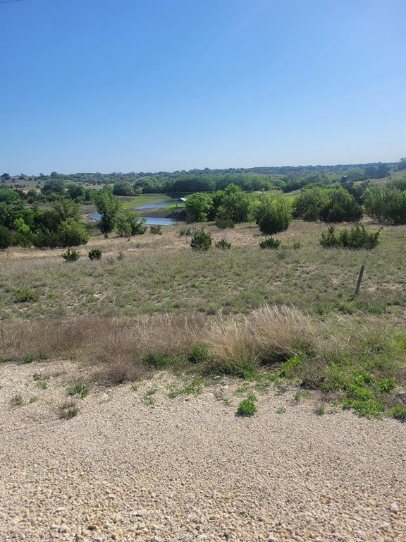 2073 Hidden Oaks Trail Property Photo 7