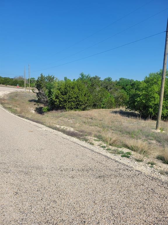 2073 Hidden Oaks Trail Property Photo 9