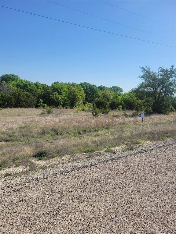 2073 Hidden Oaks Trail Property Photo 11