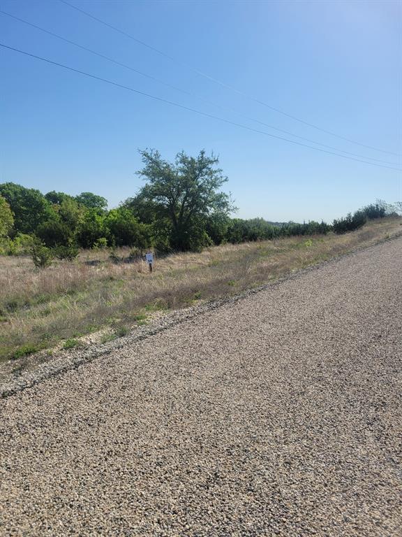 2073 Hidden Oaks Trail Property Photo 13