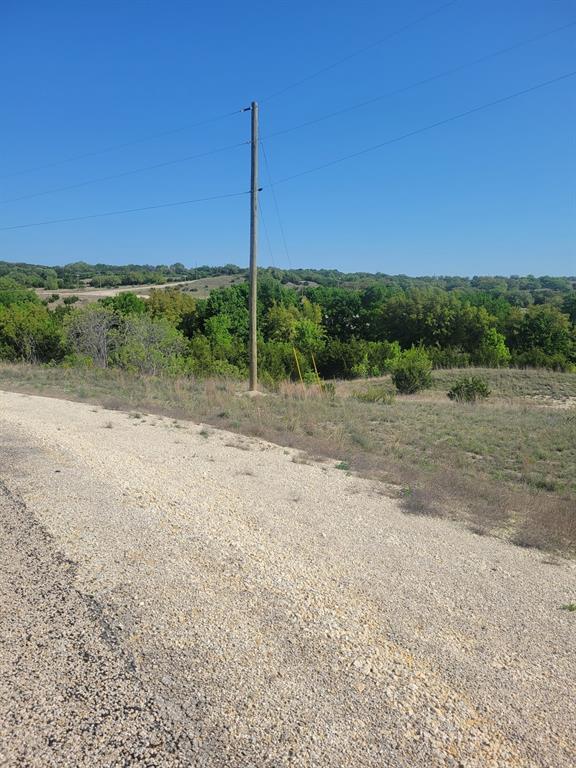 2073 Hidden Oaks Trail Property Photo 16