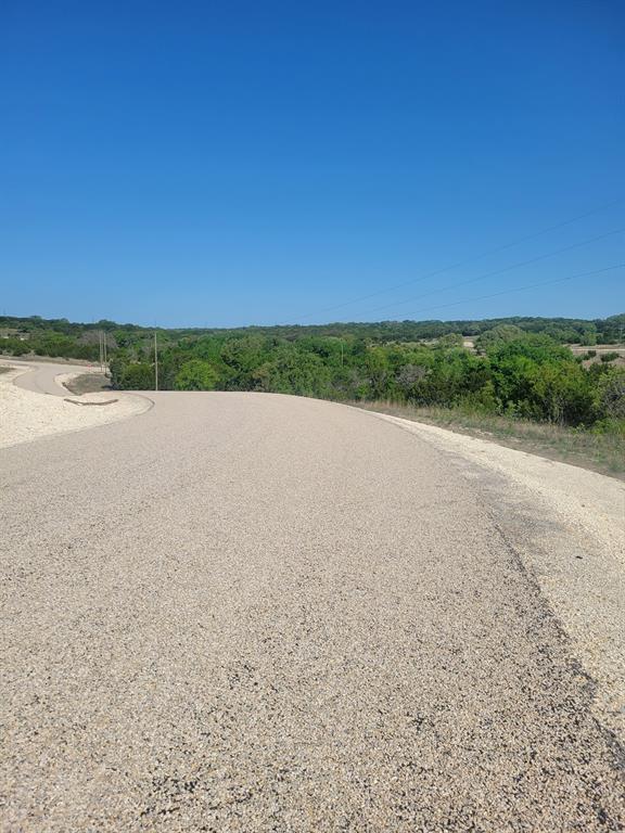 2073 Hidden Oaks Trail Property Photo 17