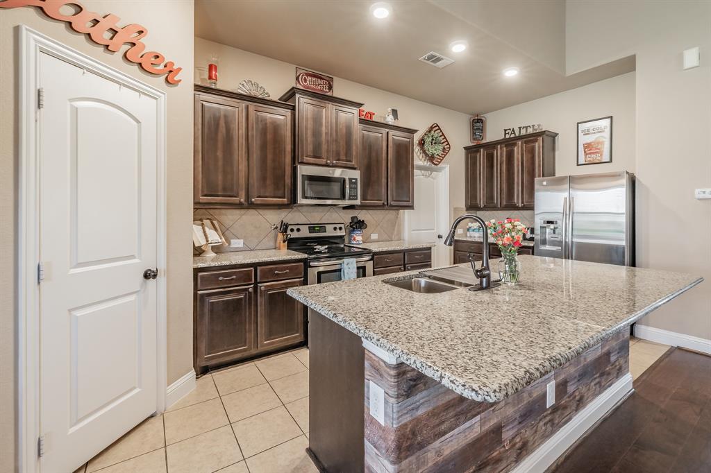 132 Haymeadow Drive Property Photo 10