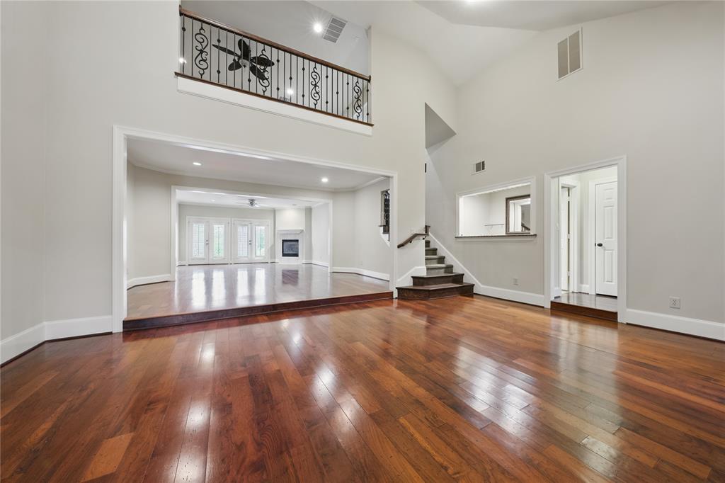 205 Carriage Trail Property Photo 11