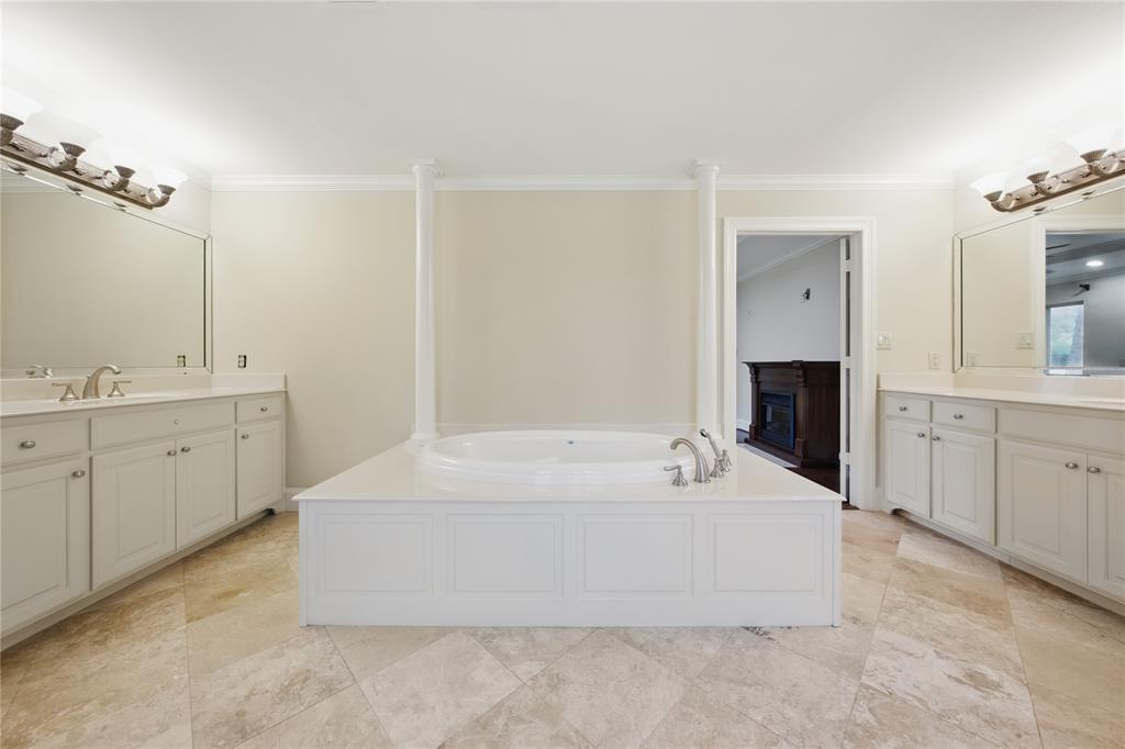 205 Carriage Trail Property Photo 24