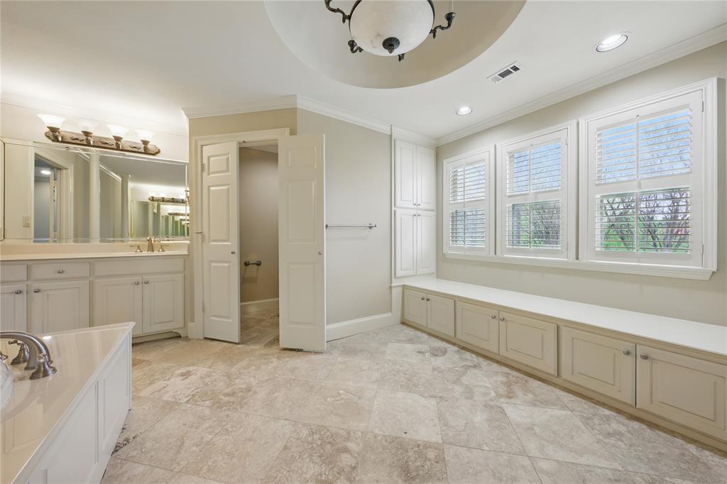 205 Carriage Trail Property Photo 27