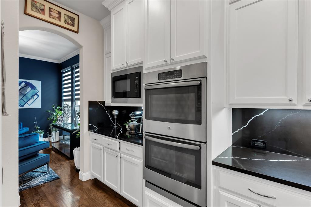 923 Touchstone Road Property Photo 10