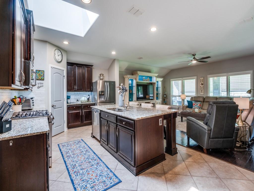 3103 Whispering Pine Boulevard Property Photo 8