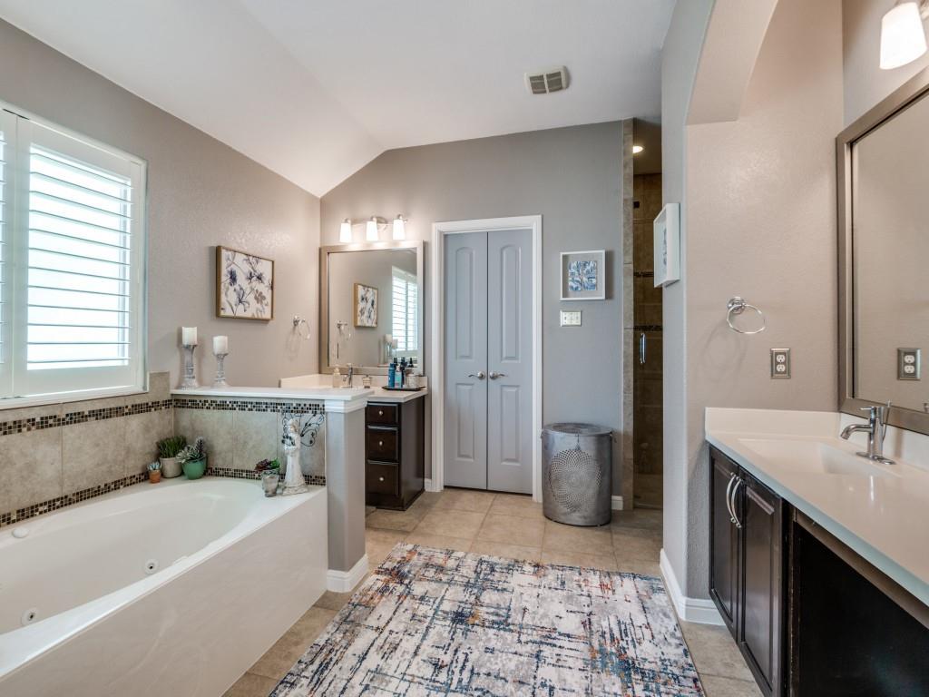 3103 Whispering Pine Boulevard Property Photo 15