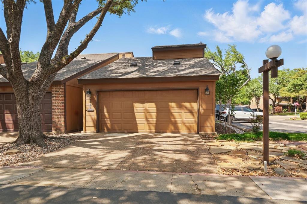 3102 Pin Oak Court Property Photo