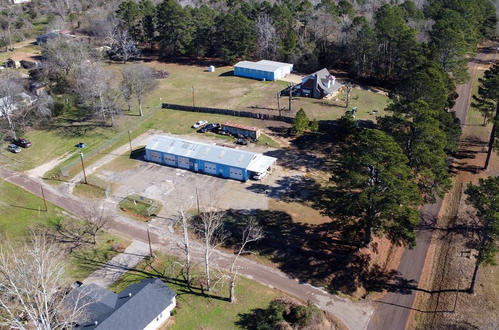 1011 Redbud Lane Property Photo 3