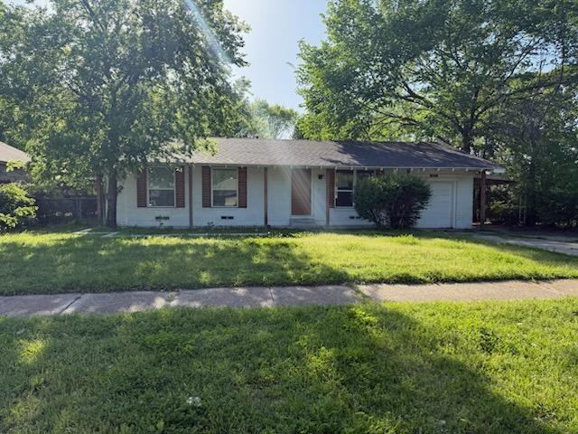 317 Campus Drive Property Photo 1