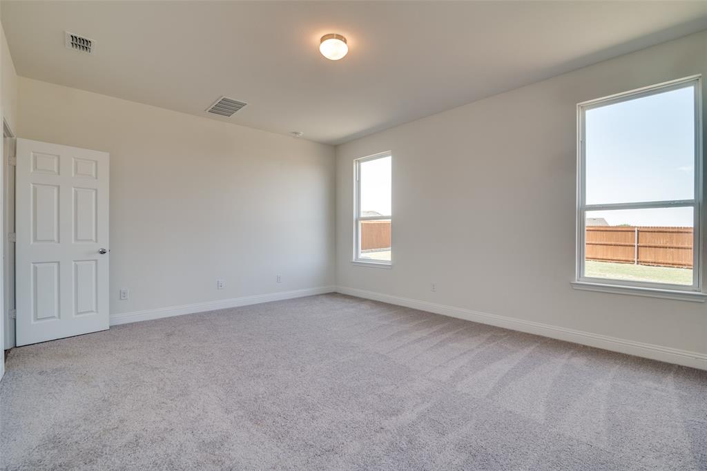 4039 Bedford Drive Property Photo 12