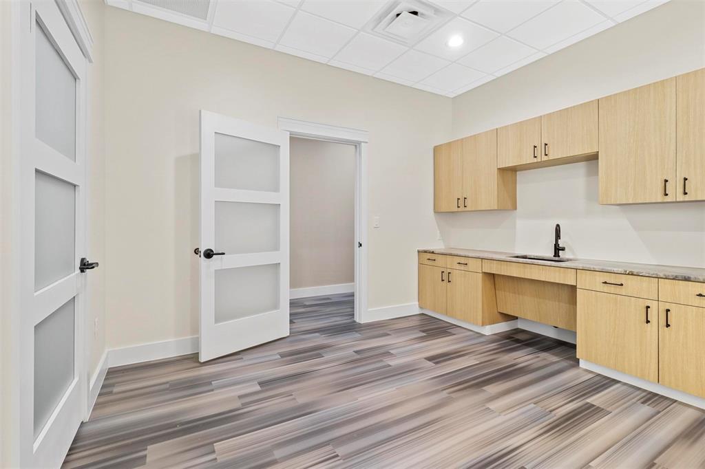 118 Lynn Avenue Property Photo 13