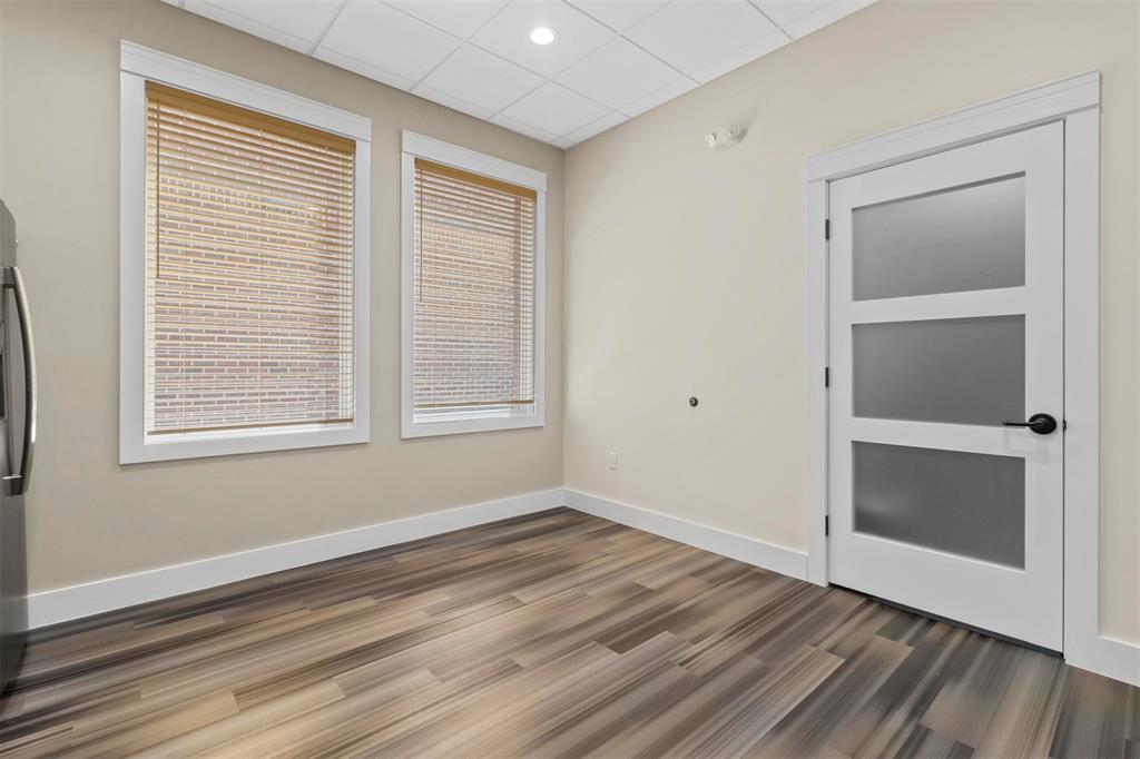 118 Lynn Avenue Property Photo 14