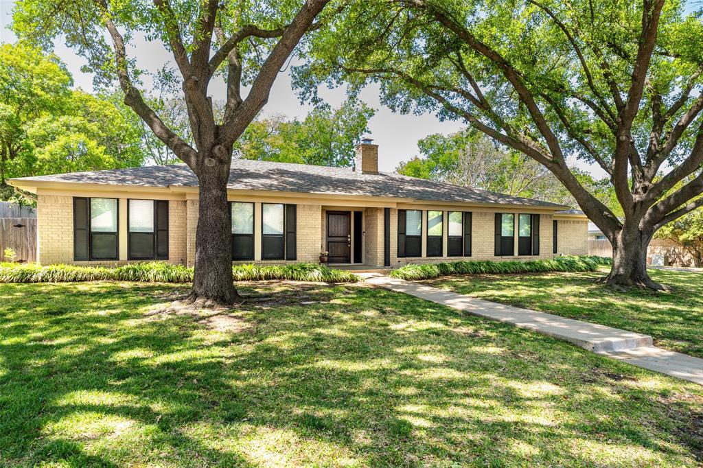 4204 Winding Way Property Photo
