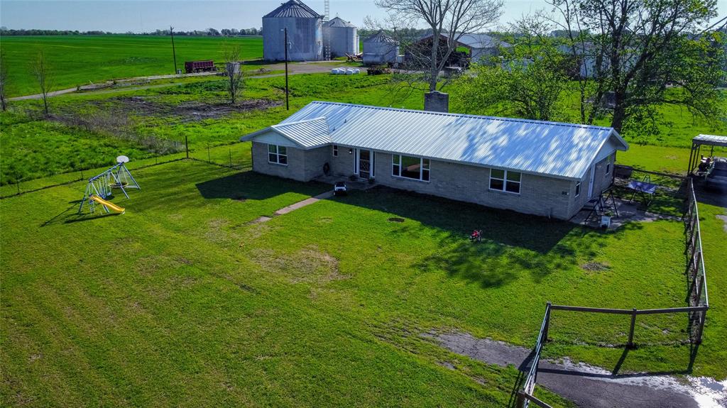 1390 Farm Road 1159 Property Photo