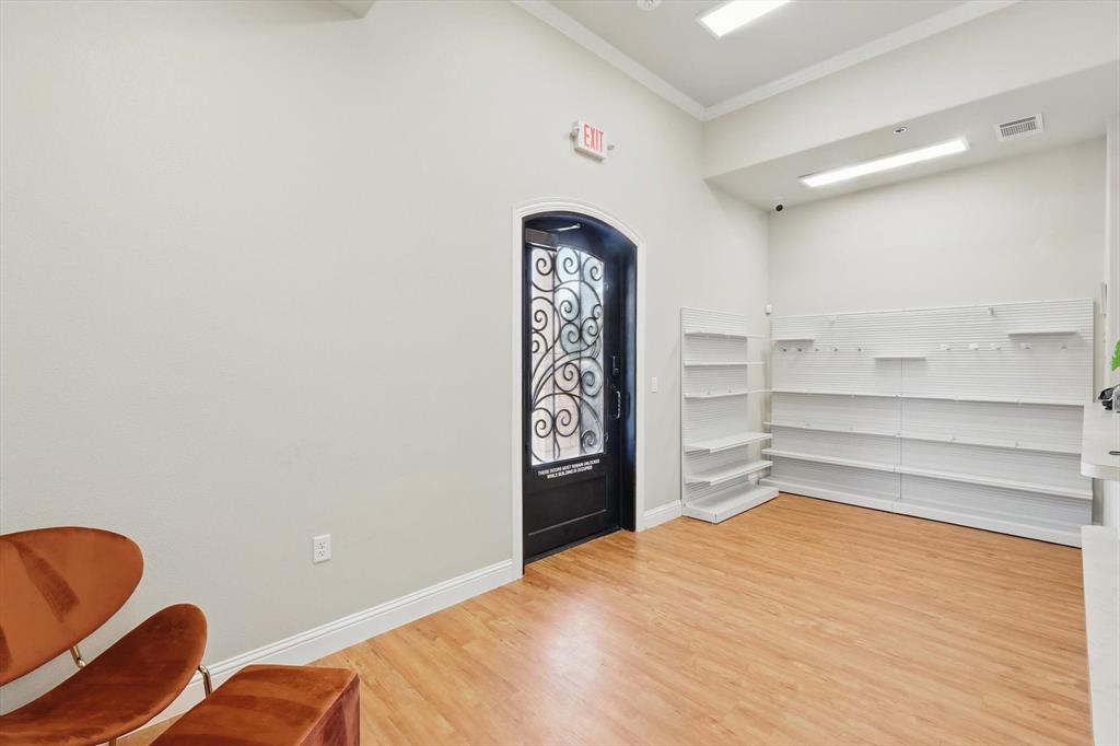 3848 N Tarrant Parkway Property Photo 8