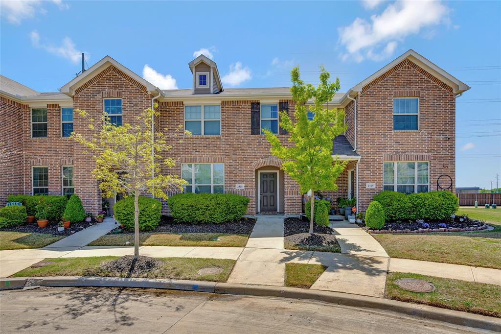 2425 Canongate Drive Property Photo