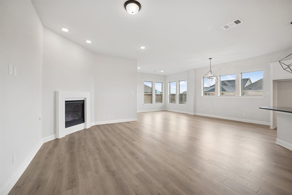 9604 Talia Boulevard Property Photo 8