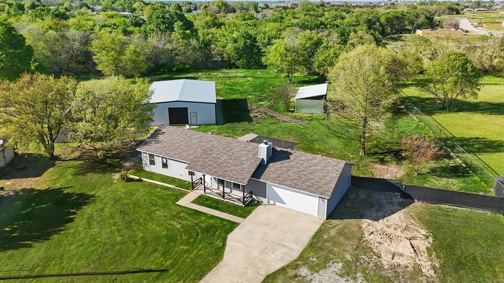640 Overland Drive Property Photo 1