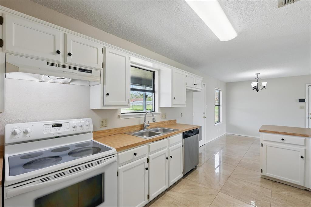 640 Overland Drive Property Photo 16