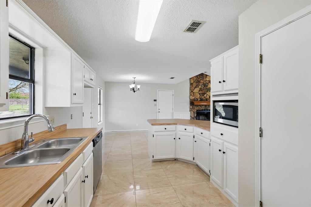 640 Overland Drive Property Photo 17