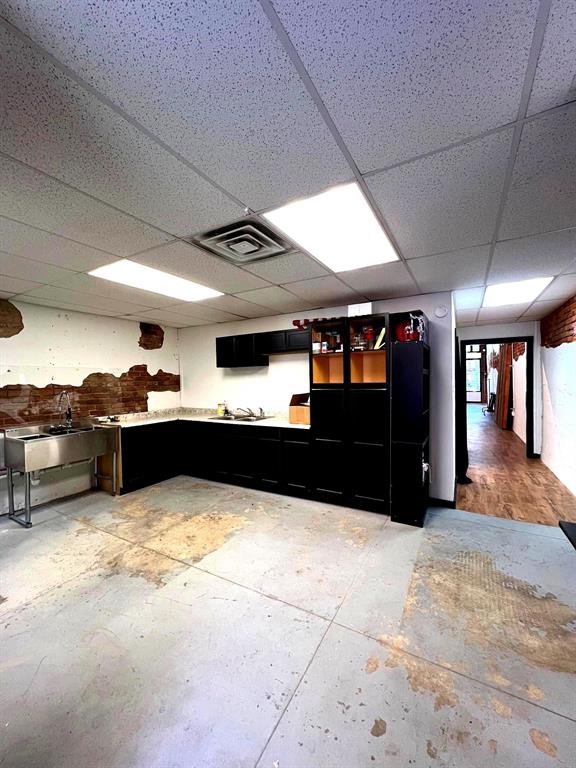 213 Main Street Property Photo 5