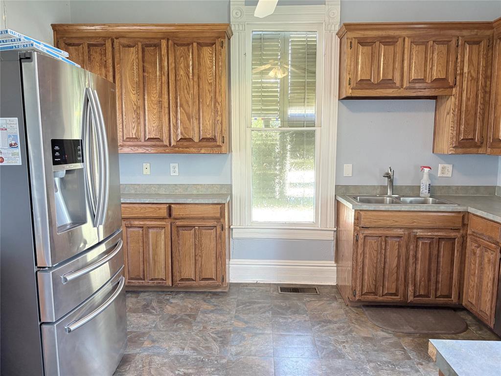 612 S Rogers Street Property Photo 12