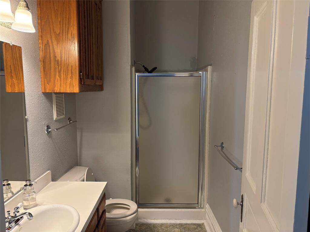 612 S Rogers Street Property Photo 13