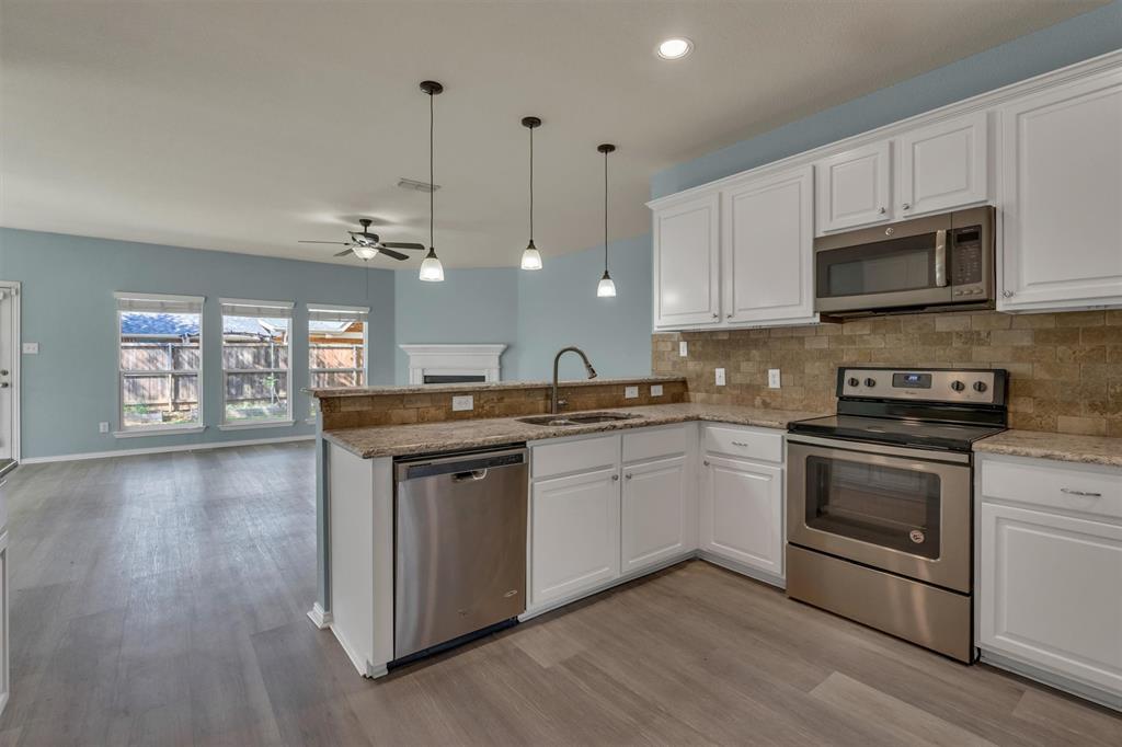 4301 Windy Meadow Drive Property Photo 6