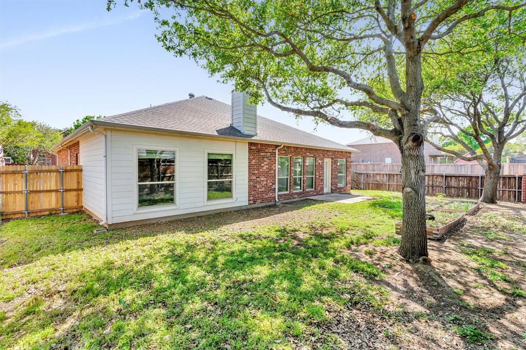 4301 Windy Meadow Drive Property Photo 9