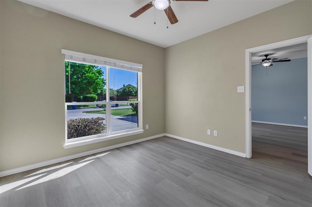 4301 Windy Meadow Drive Property Photo 13