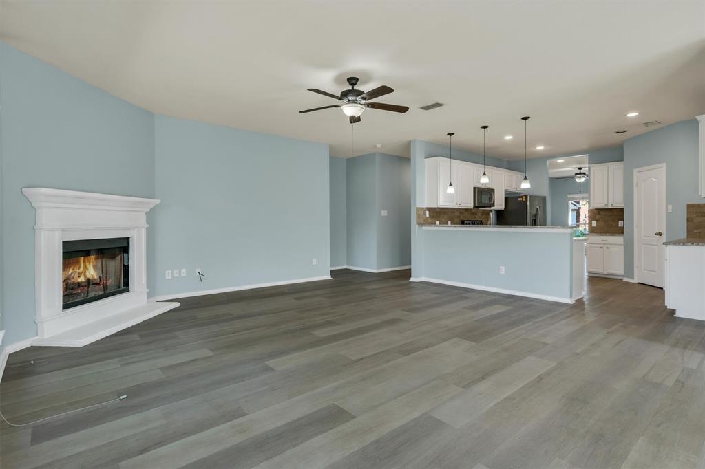 4301 Windy Meadow Drive Property Photo 17