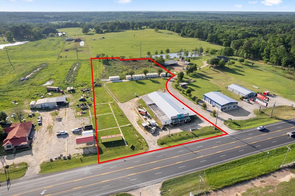 2516 N Us Highway 271 Property Photo