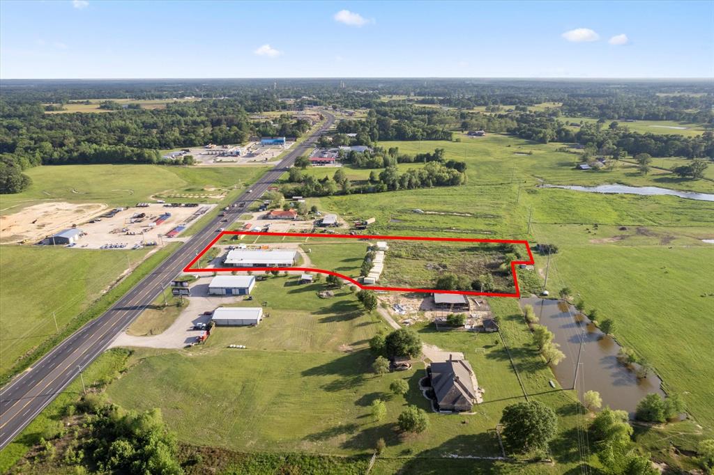 2516 N Us Highway 271 Property Photo 5